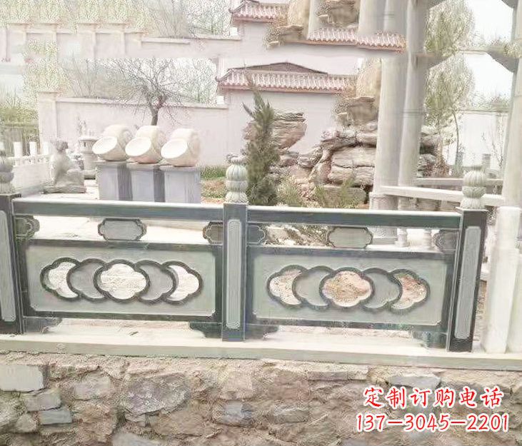 河南公园仿古风格栏板石雕