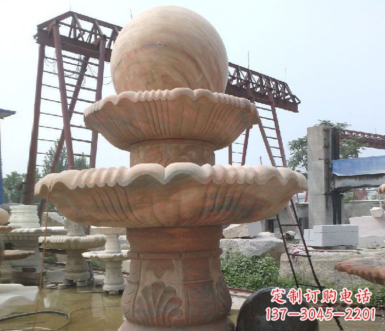 河南绚丽多彩的风水球雕塑