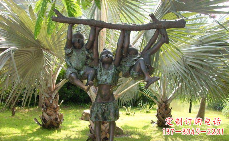 河南激发童年梦想的树枝雕塑