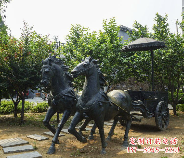 河南风格弥漫的古典马车铜雕