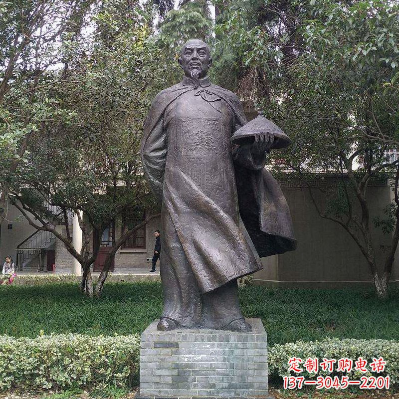 河南传承晚清民族英雄林则徐精铸雕塑