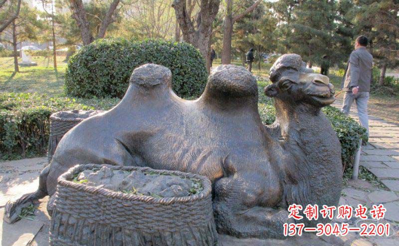河南精致骆驼铜雕塑