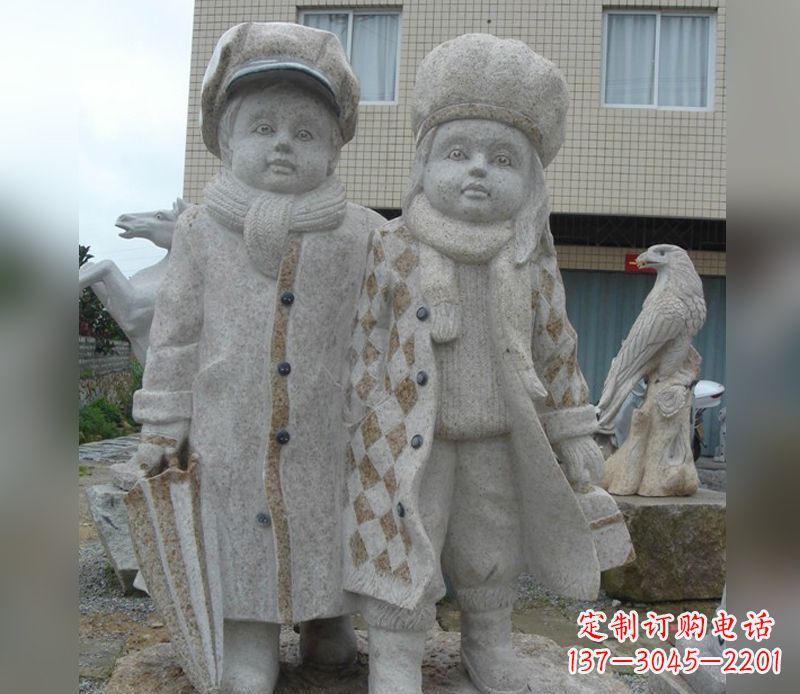 河南浪漫爱情的传说——情侣雕塑