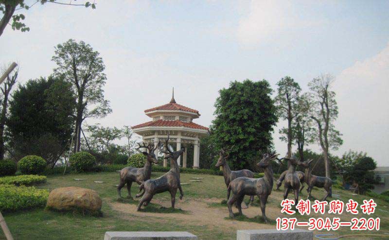 河南公园群鹿动物铜雕