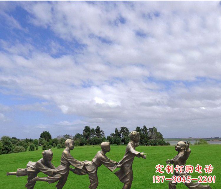 河南铜雕老鹰抓小鸡游戏人物雕塑