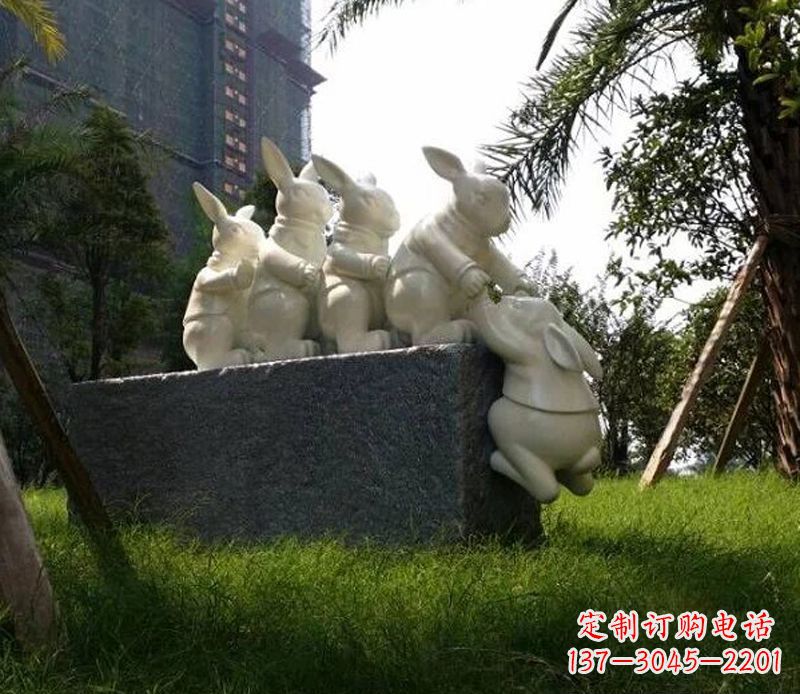 河南中领雕塑精美兔子石雕
