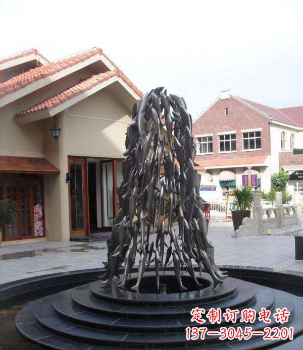 河南公园鱼群喷泉铜雕