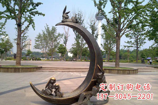 河南典雅月亮铜雕