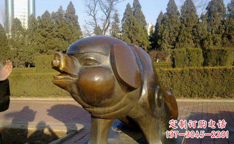 河南定制公园猪铜雕