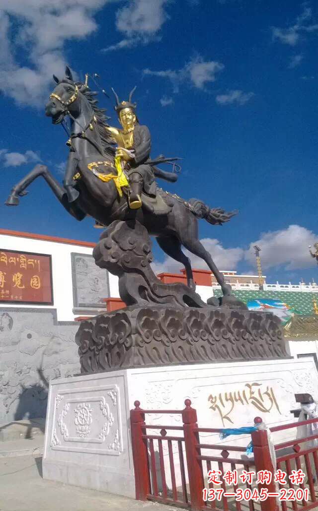 河南古代骑马人物雕塑