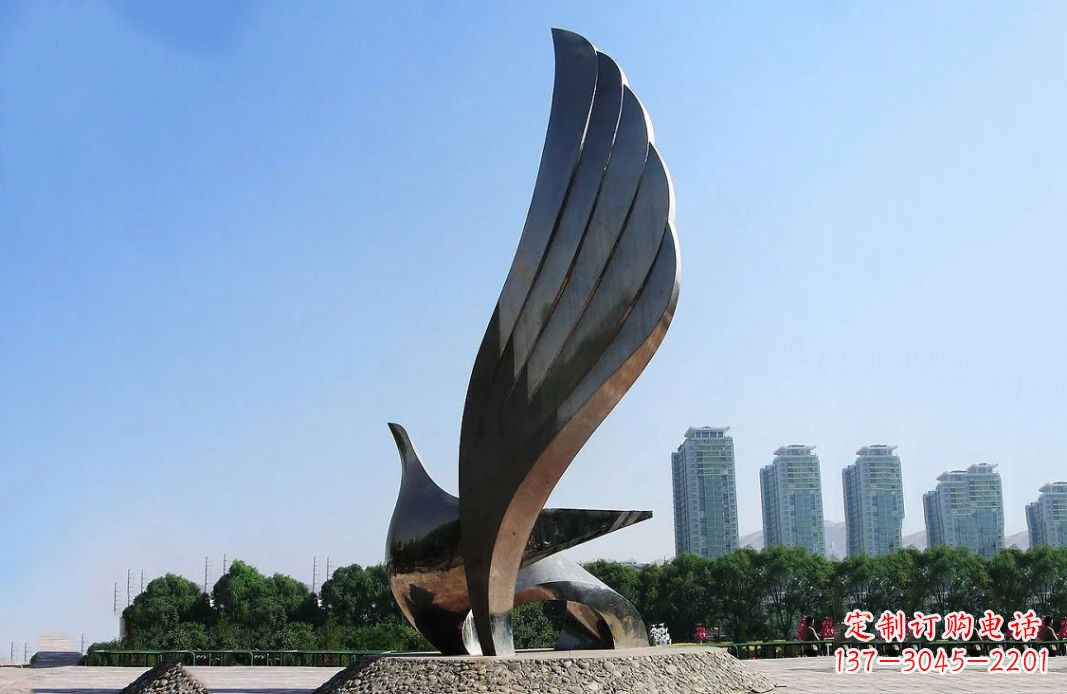 河南广场不锈钢抽象鸽子雕塑
