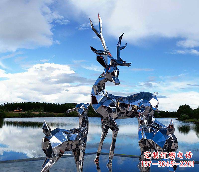 河南中领雕塑出品:优雅梅花鹿不锈钢雕塑