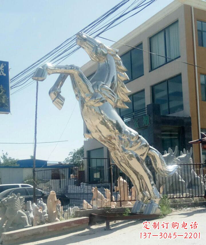 河南精致靓丽的不锈钢大型动物雕塑