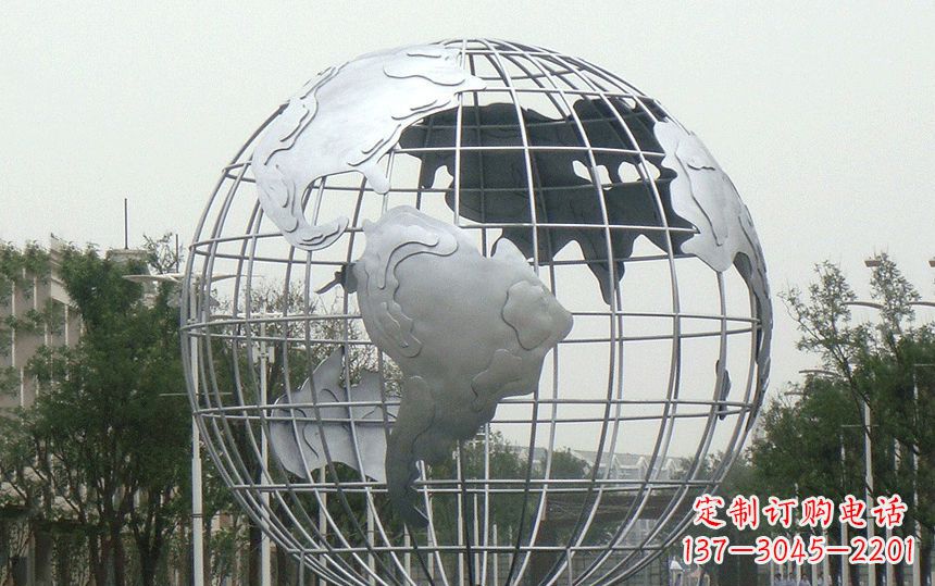 河南金属太空,伊中领雕塑的不锈钢地球雕塑;
