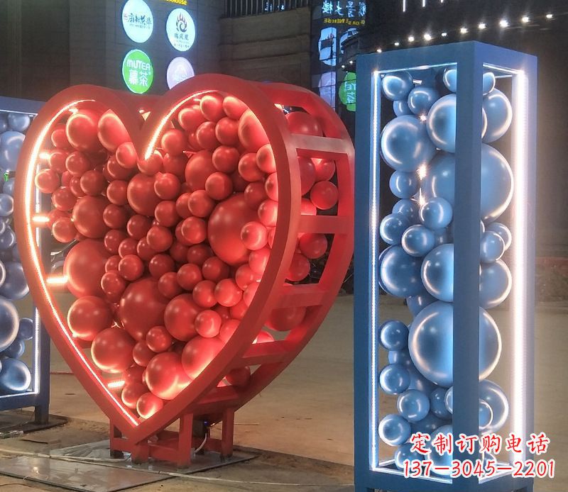 河南艺术级不锈钢字母雕塑
