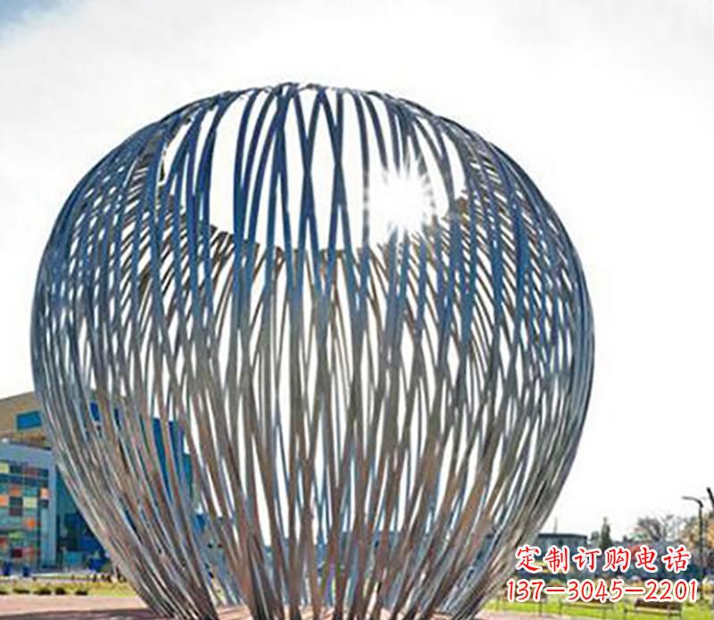 河南中领雕塑|铸就不锈钢树叶风雕塑