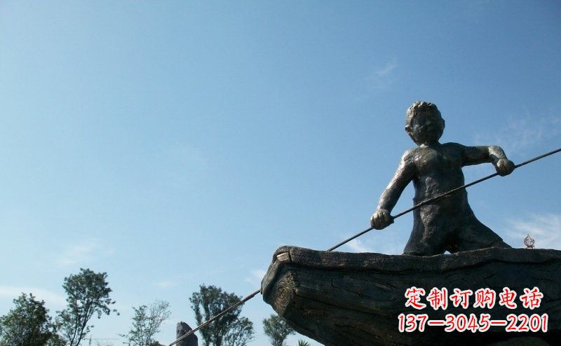 河南男孩撑船铜雕,营造童趣氛围
