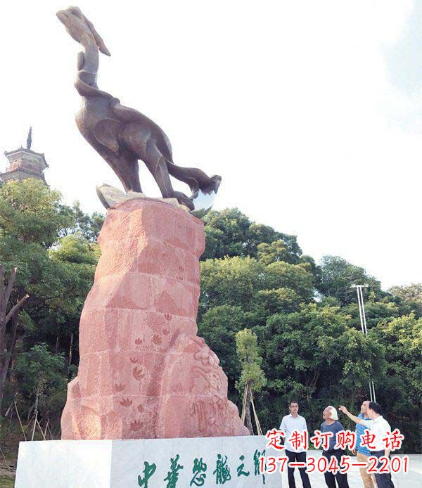 河南恐龙雕塑,极致灵动与完美融合
