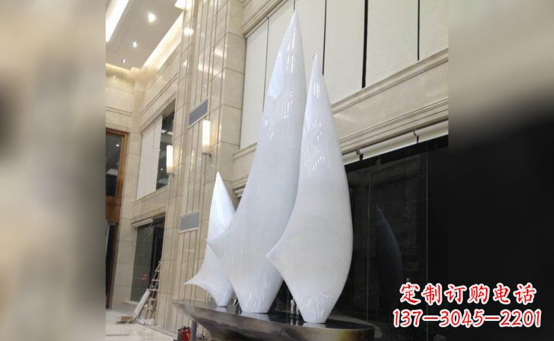 河南精美不锈钢帆船雕塑