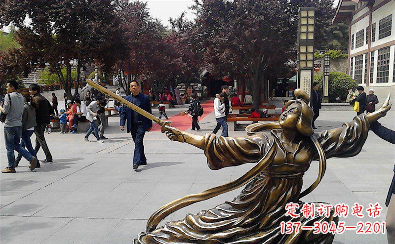 河南广场古代美女舞剑人物铜雕