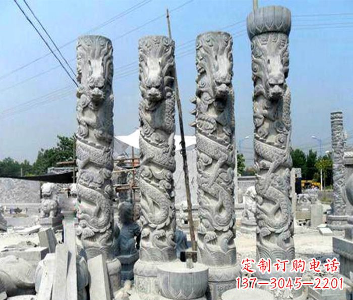 河南浩大神秘的龙柱石雕