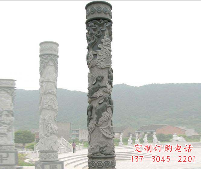 河南广场景观仿古12生肖石柱