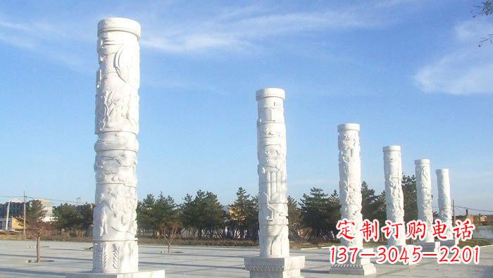 河南中国传统石雕:广场龙柱雕
