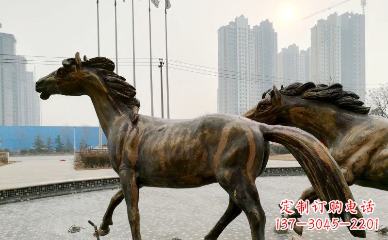 河南广场马动物铜雕