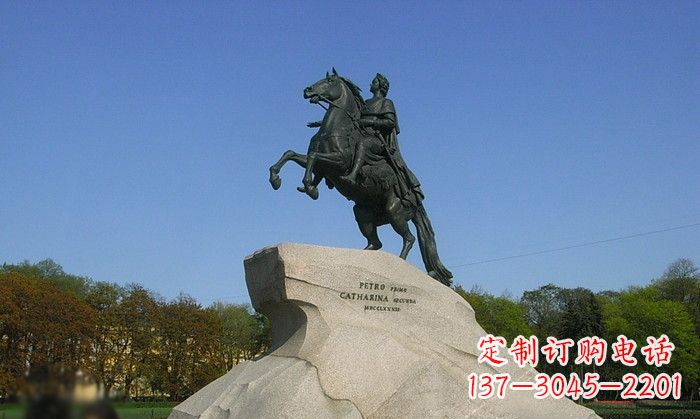 河南高贵威武的骑马铜雕