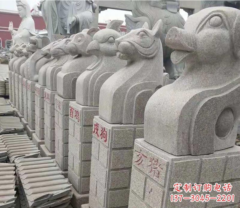 河南广场十二生肖景观石雕