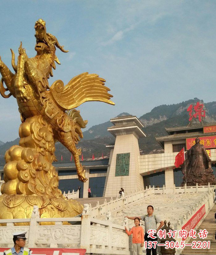河南广场腾飞的麒麟景观铜雕