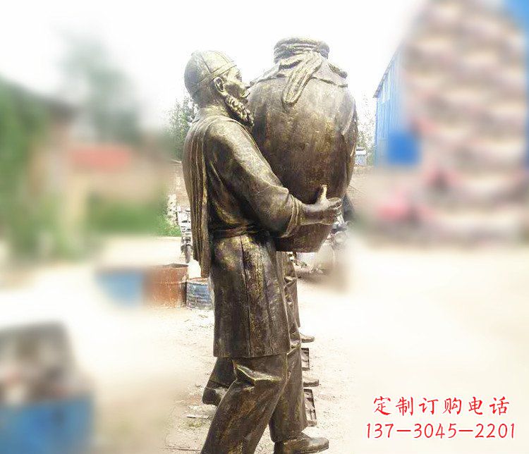 河南铜雕店小二抱酒人物雕塑