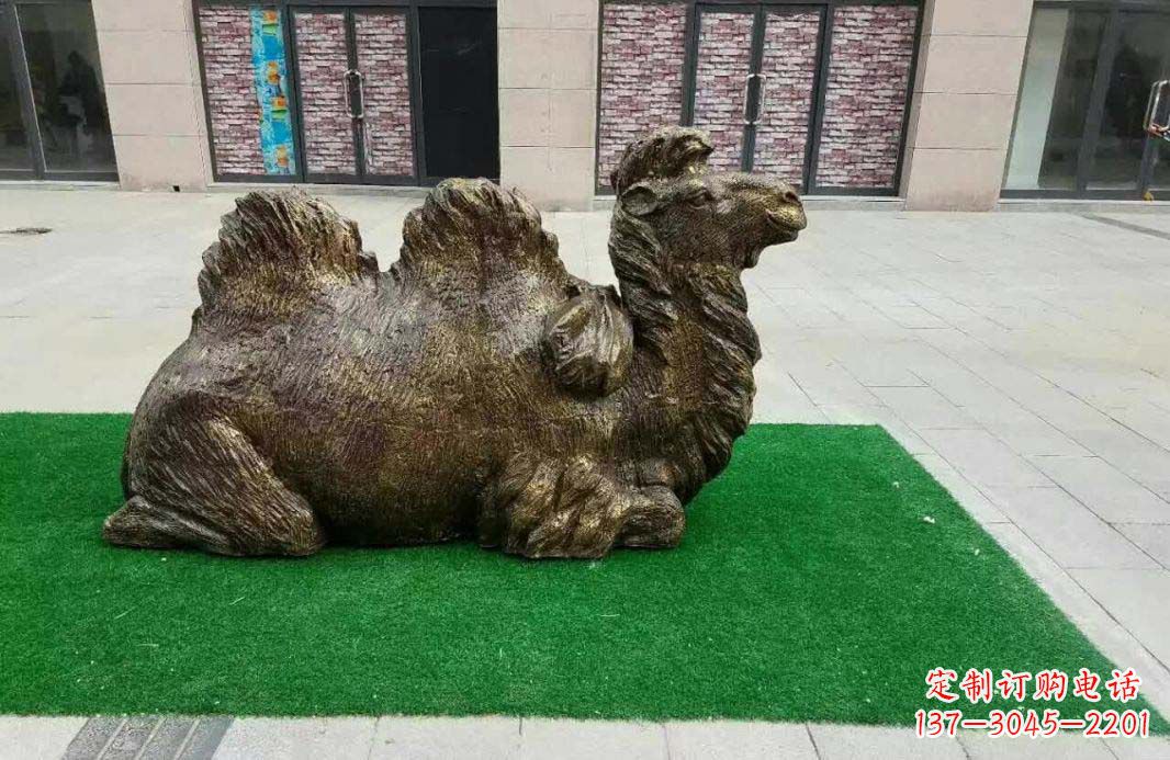 河南完美艺术──骆驼跪姿铜雕