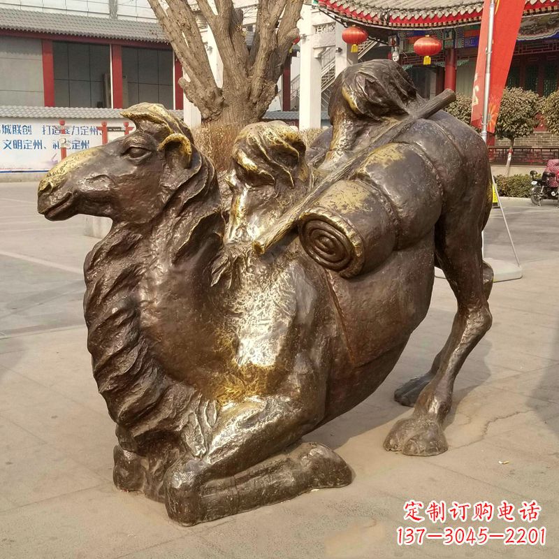 河南跪俯的骆驼铜雕