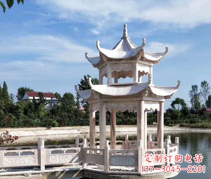 河南海边景观晚霞红石雕凉亭