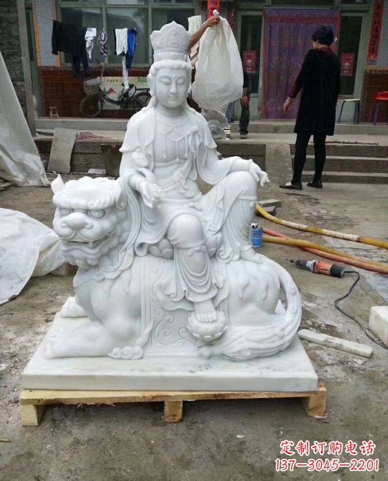 河南高端汉白玉文殊菩萨狮子雕塑