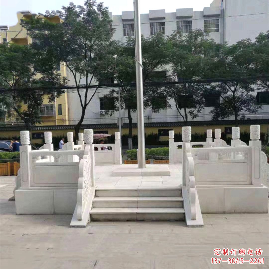 河南中领雕塑专注于高质量的雕塑定制,在过去的…
