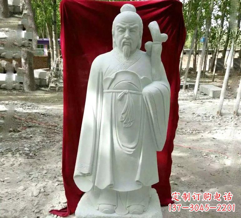 河南典雅捕捉历史——华佗雕塑