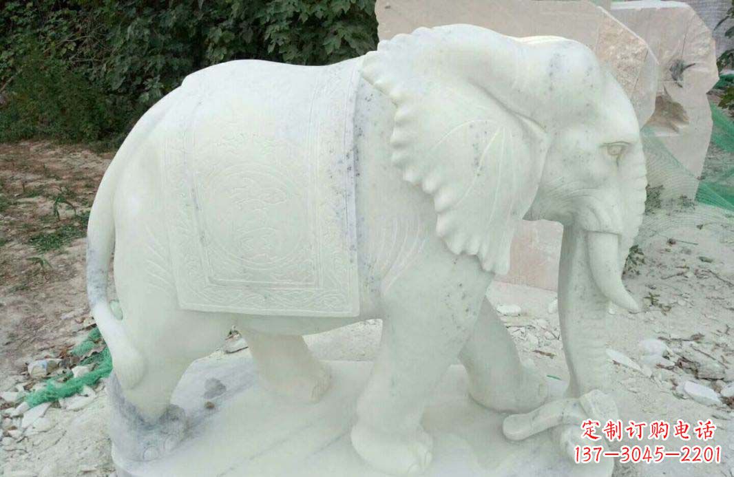 河南山寨大象雕塑,唤醒宅邸辉煌