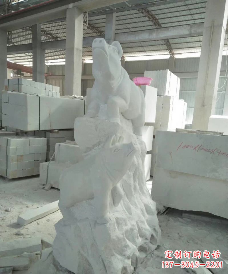 河南瑞颜祥彩汉白玉生肖猪雕塑