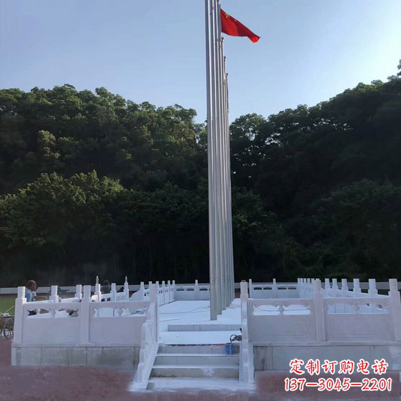 河南中领雕塑是一家专业定制汉白玉石雕国旗台的…