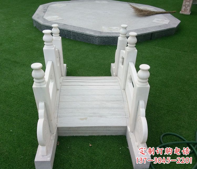 河南中领雕塑拥有几十年的高质量雕塑制作经验,…