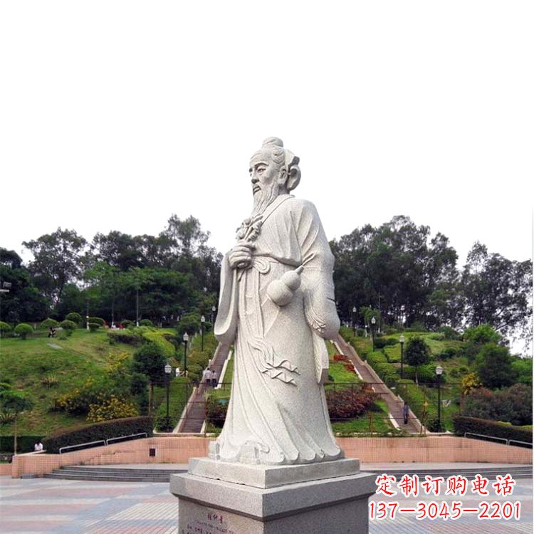 河南张仲景石雕雕塑,精工细作,传承古代文化