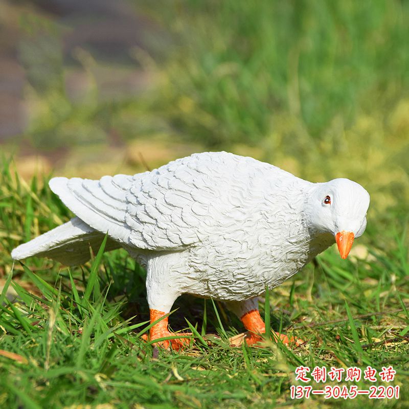 河南中领雕塑:传递和平与爱的和平鸽雕塑
