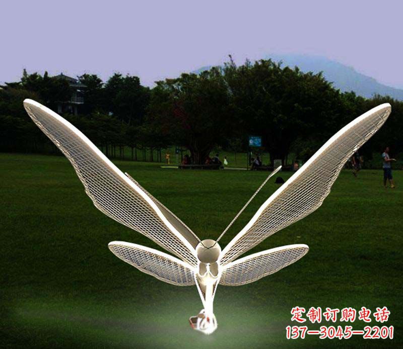 河南花园户外不锈钢照明蝴蝶雕塑
