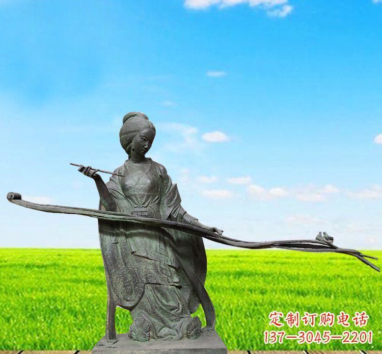 河南优雅迷人的古代美女铜雕