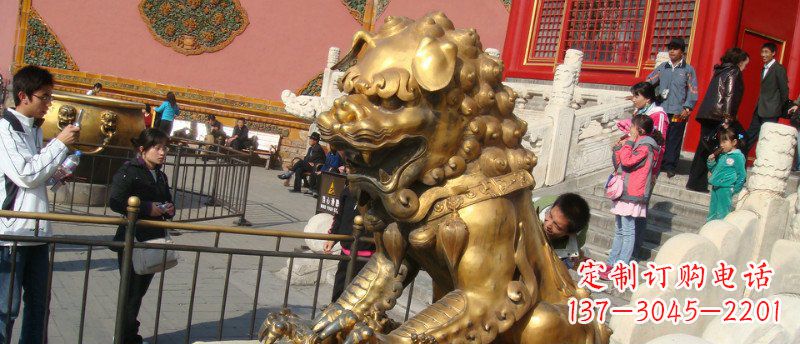 河南黄铜狮子雕塑,展现故宫魅力