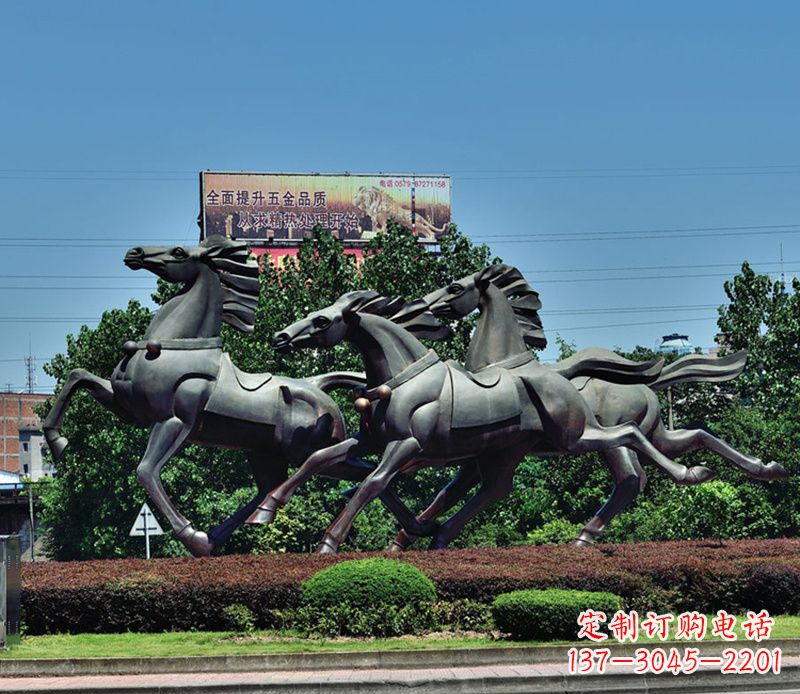 河南非凡运动,街边奔马铜雕塑