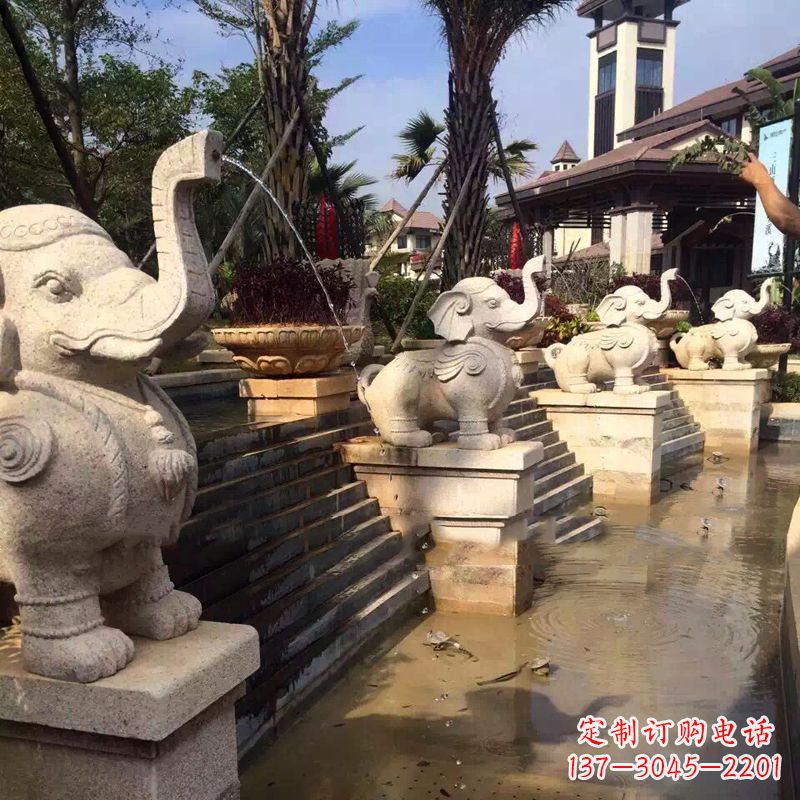 河南雕刻精美的大象雕塑