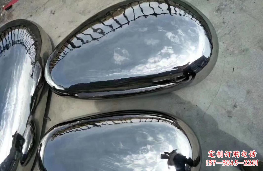 河南精美的水滴不锈钢雕塑